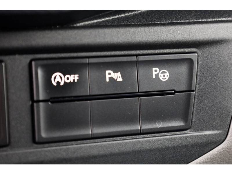 51648350-volkswagen-transporter-23