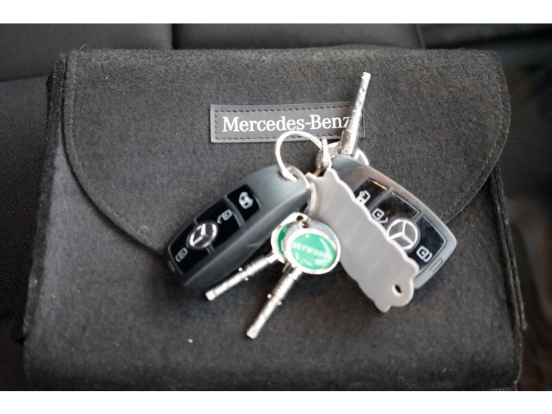 51649700-mercedes-benz-sprinter-6