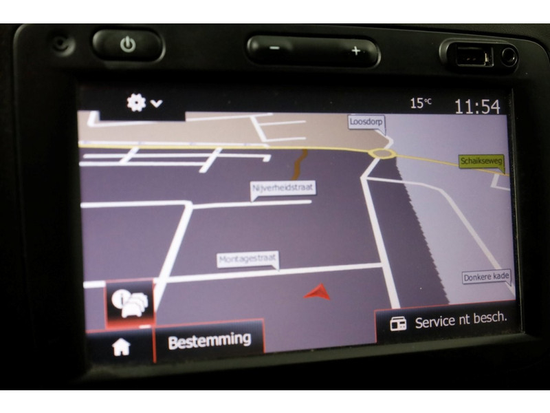 51650573-opel-vivaro-14