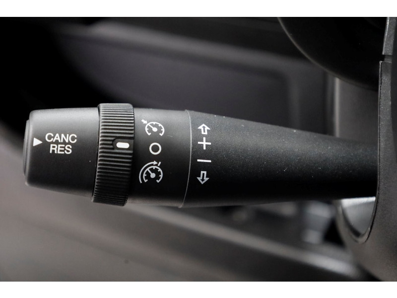 51757981-citroen-jumper-18