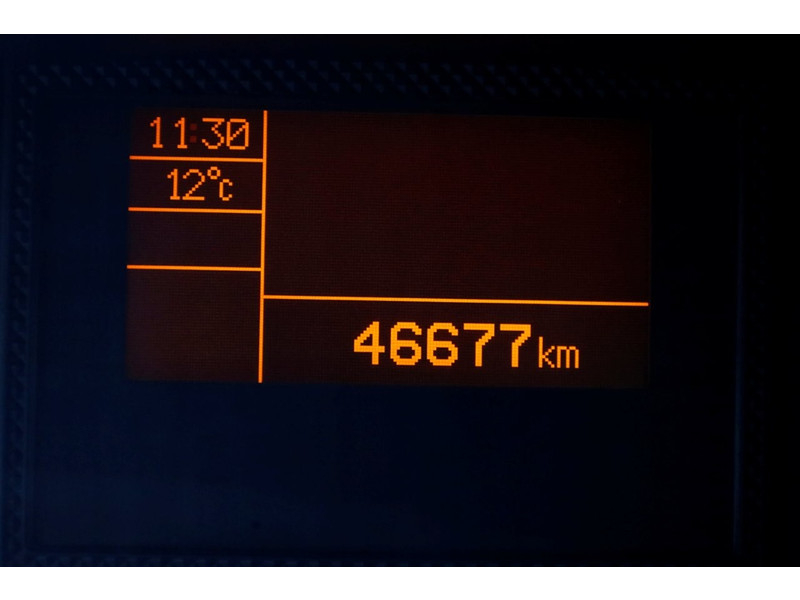 51757981-citroen-jumper-20