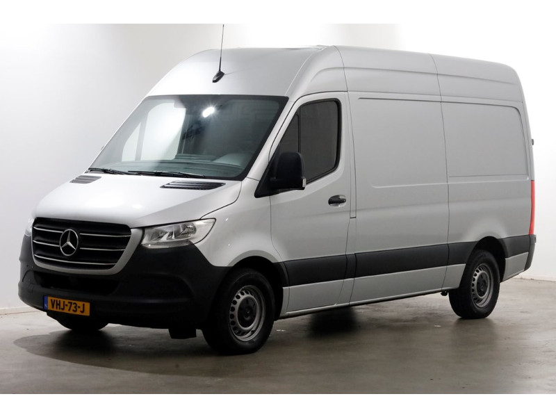 51801919-mercedes-benz-sprinter-8