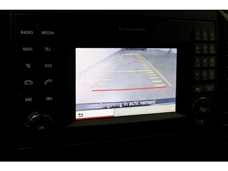 51802030-mercedes-benz-vito-13