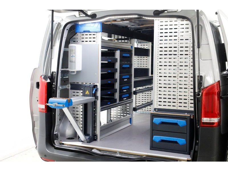 51853368-mercedes-benz-vito-13