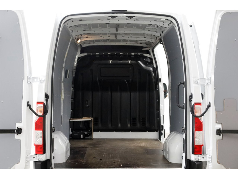 51864260-opel-movano-5