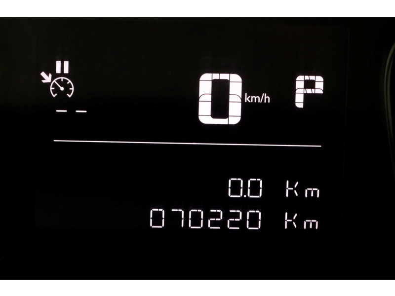 51865348-citroen-jumpy-16