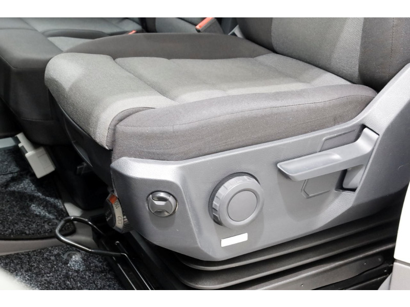 51919152-volkswagen-crafter-18