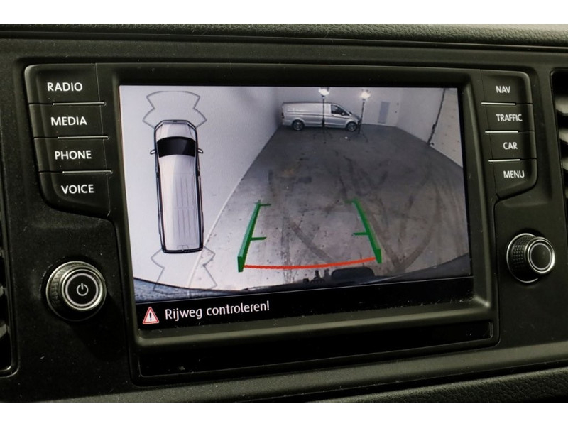 51945187-volkswagen-crafter-13