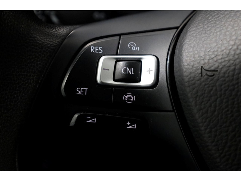 51977021-volkswagen-crafter-20