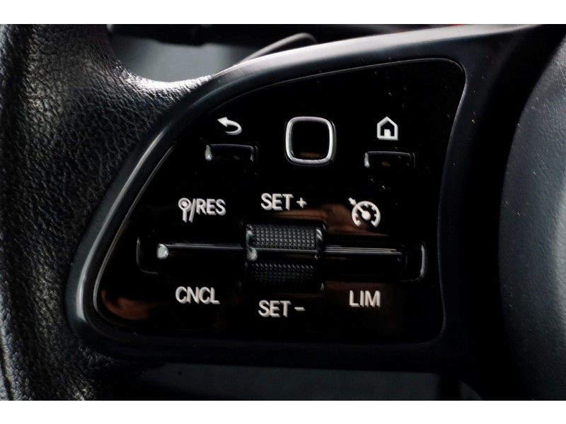 51977495-mercedes-benz-sprinter-19