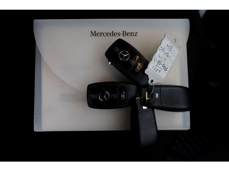 51977495-mercedes-benz-sprinter-6