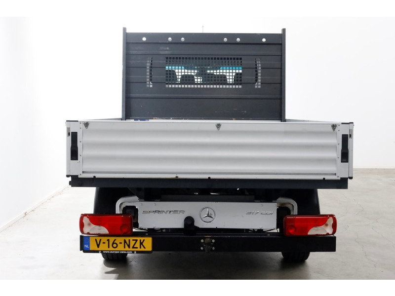 52017198-mercedes-benz-sprinter-15