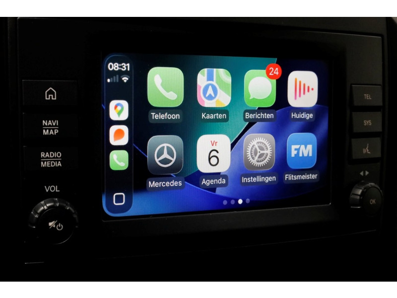 52017379-mercedes-benz-vito-20