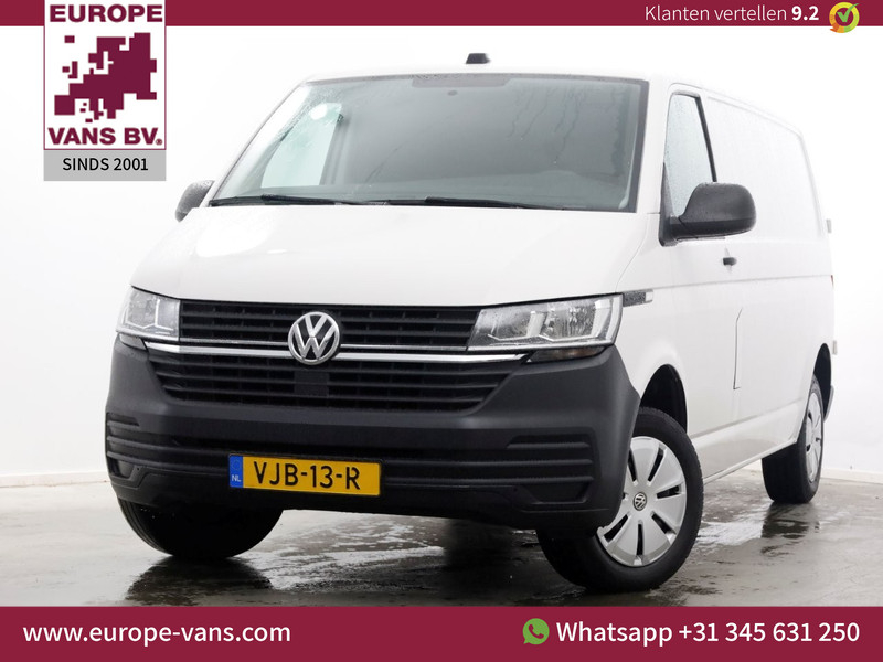 52046582-volkswagen-transporter-1