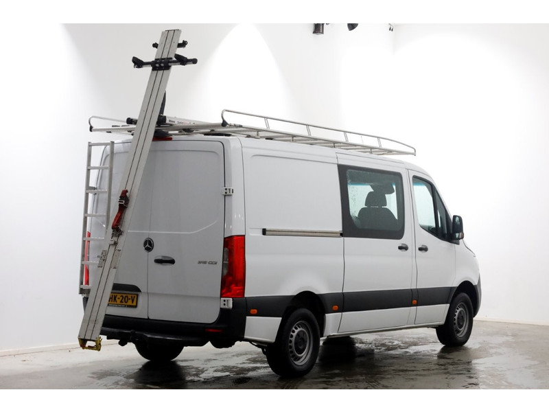 52047244-mercedes-benz-sprinter-13