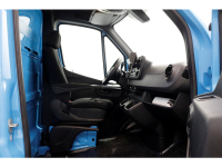 42375468-mercedes-benz-sprinter-3