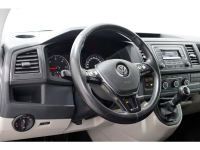 42378079-volkswagen-transporter-14