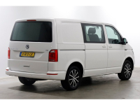 42378079-volkswagen-transporter-2