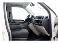 42378079-volkswagen-transporter-6