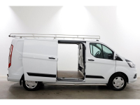 42595669-ford-transit-custom-4