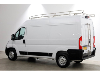 42710201-opel-movano-9
