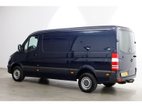 42791001-mercedes-benz-sprinter-9