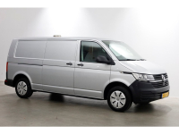 44193646-volkswagen-transporter-10