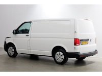 44746817-volkswagen-transporter-9