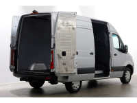 45106468-mercedes-benz-sprinter-12
