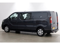 45202147-renault-trafic-11
