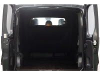 45202147-renault-trafic-5