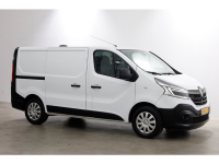 45737522-renault-trafic-12