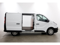 45737522-renault-trafic-8