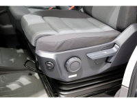 45822924-volkswagen-crafter-23