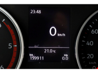 45877015-volkswagen-crafter-12