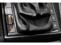 46475811-volkswagen-amarok-18