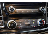 46852108-ford-transit-custom-15