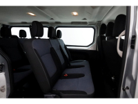 47634819-opel-vivaro-combi-6