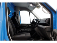 47915683-volkswagen-crafter-3