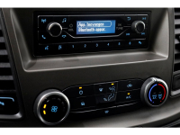 48090643-ford-transit-custom-16