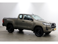 48611505-toyota-hilux-10