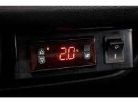 49048433-renault-trafic-16