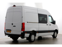 49090605-mercedes-benz-sprinter-2