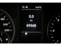 49249974-mercedes-benz-vito-16