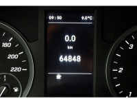 49333084-mercedes-benz-vito-16