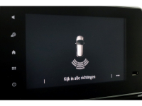 49509595-renault-trafic-15