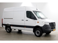 49759073-mercedes-benz-sprinter-10