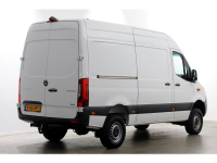 49759073-mercedes-benz-sprinter-2