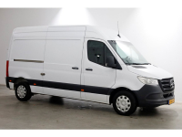 49793645-mercedes-benz-sprinter-10