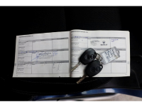 49927425-renault-trafic-9